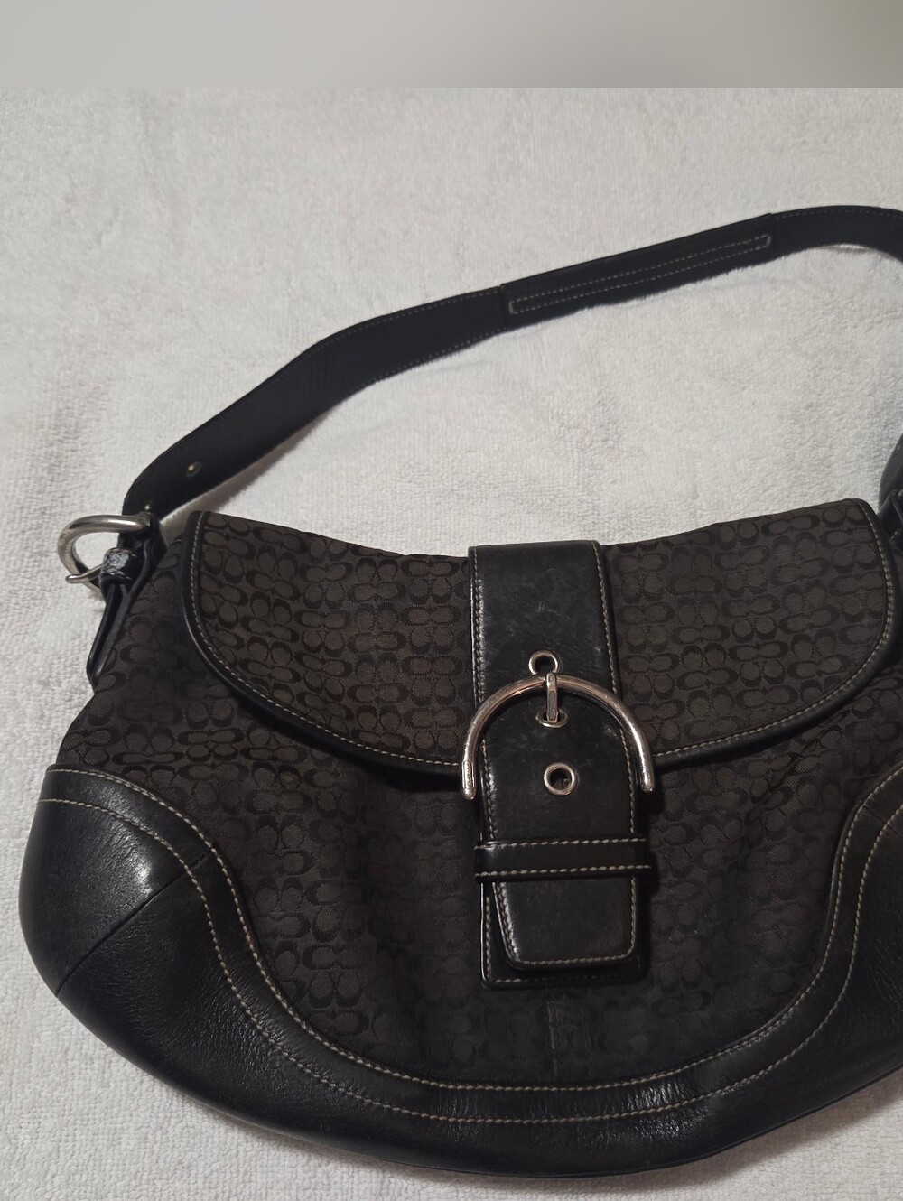 Vintage Coach Soho Black Signature Buckle Bag 6808